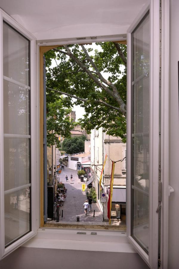 Le Nostradamus - Magnifique Appartement Cours Principal Plein Centre Avec Parking Salon-de-Provence Exterior photo