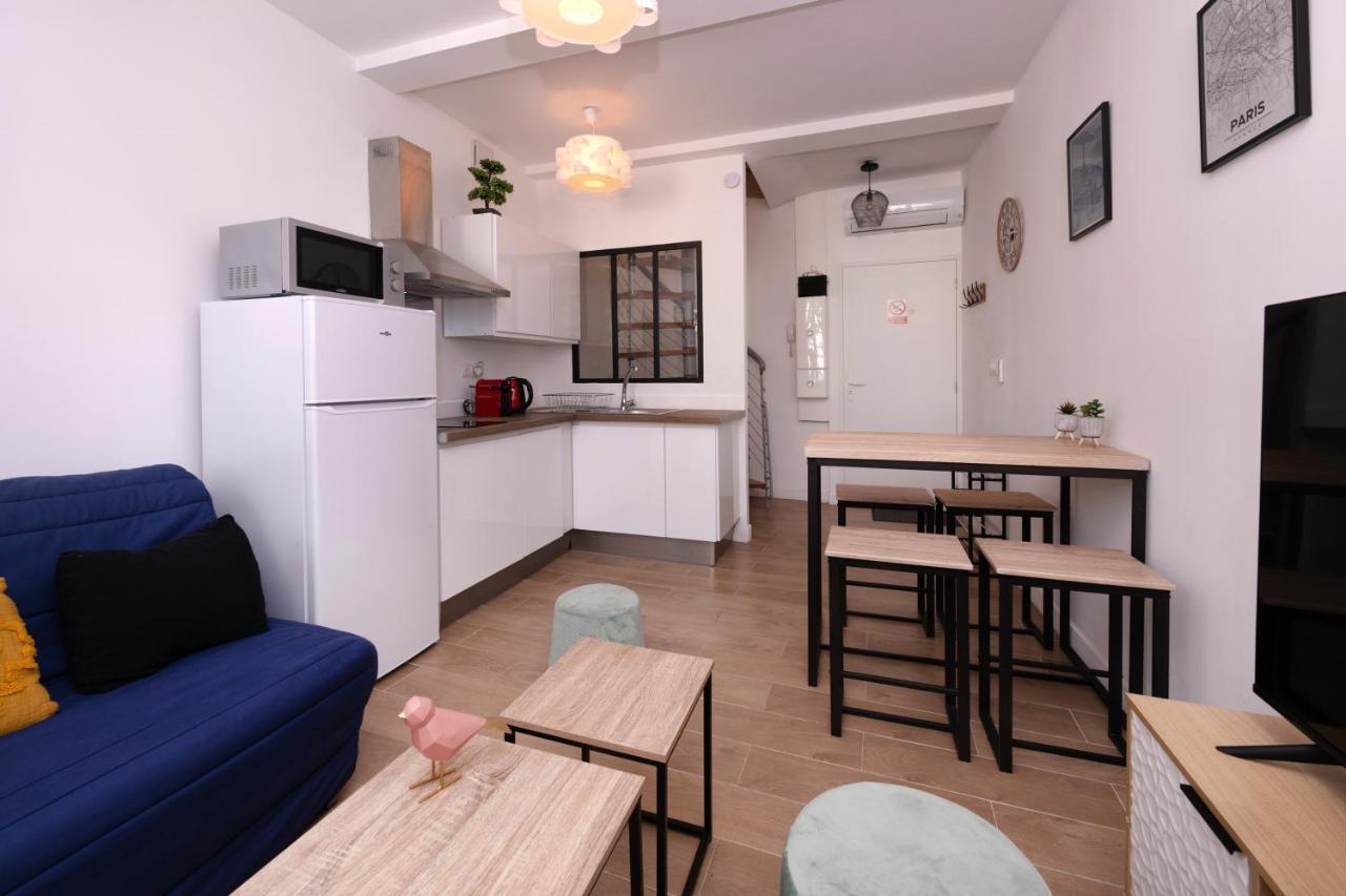 Le Nostradamus - Magnifique Appartement Cours Principal Plein Centre Avec Parking Salon-de-Provence Exterior photo